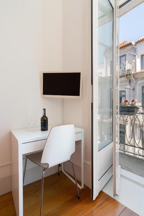 Lounge & By Host Wise Albergue Porto