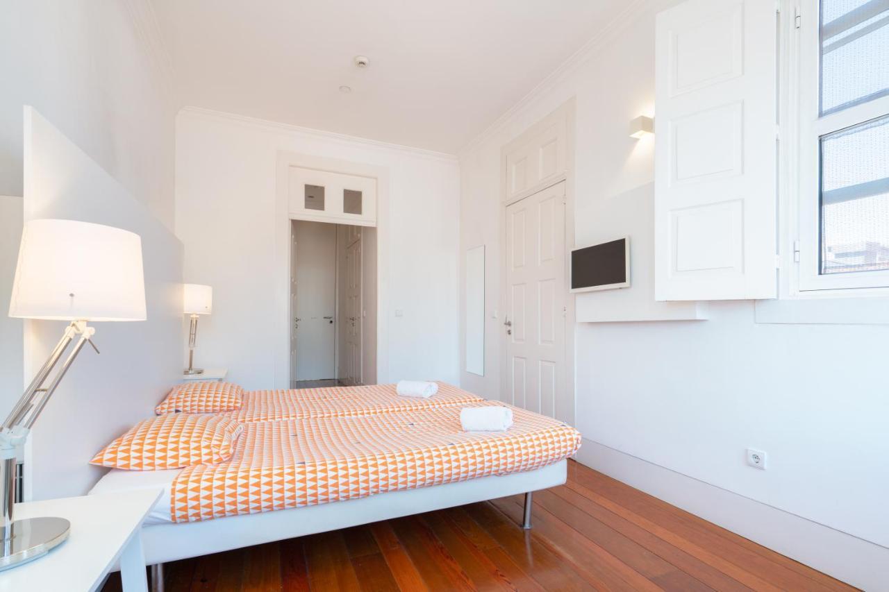 Hostel Lounge & By Host Wise Porto